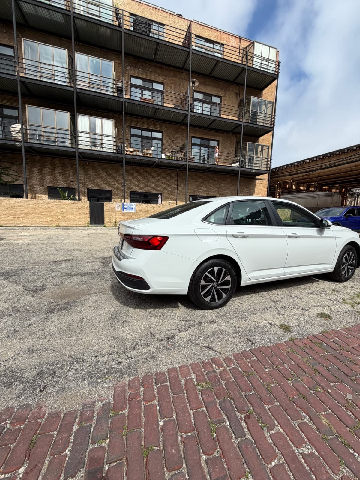 Volkswagen Jetta - Image 3