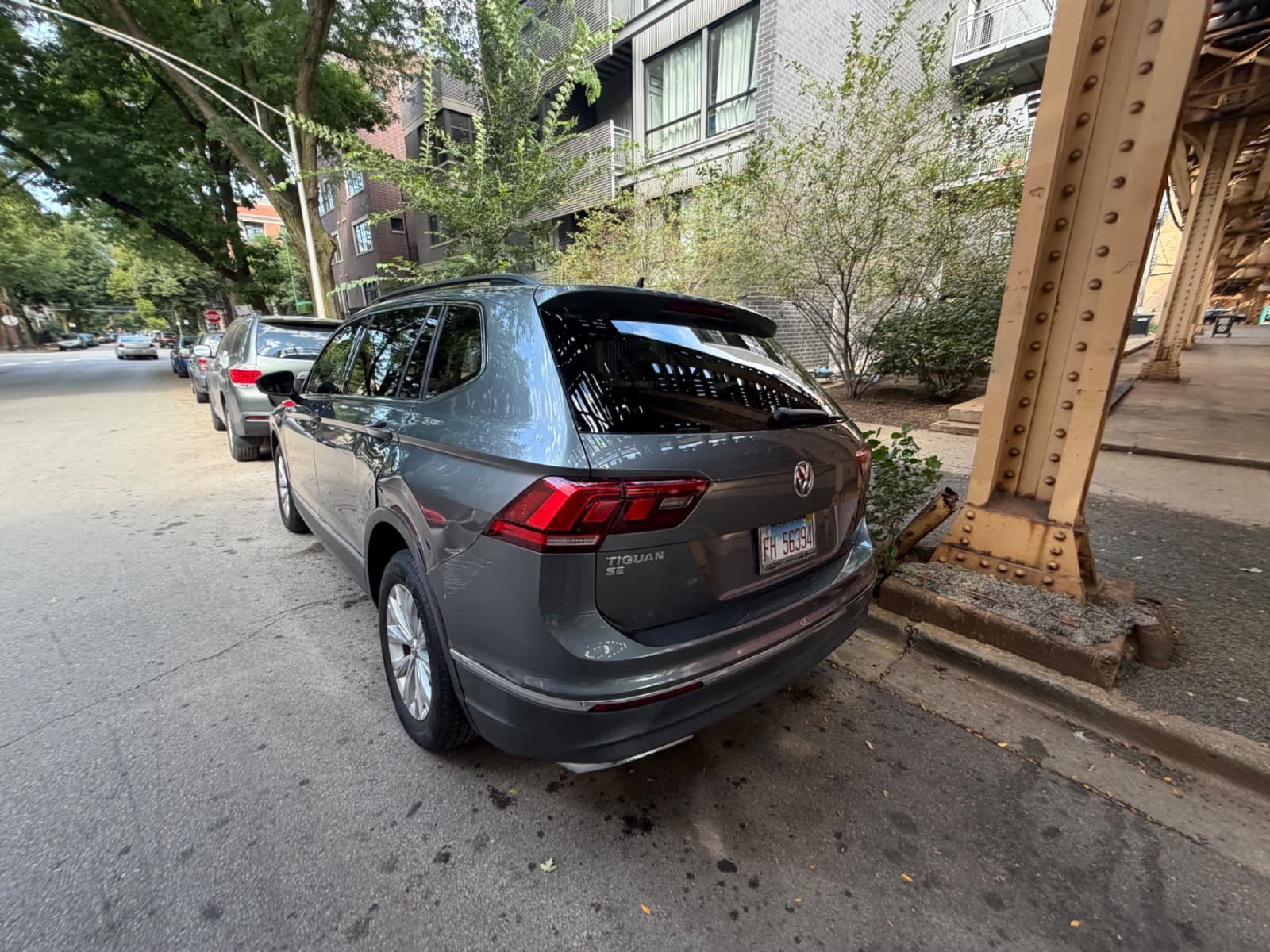Volkswagen Tiguan - Photo 1